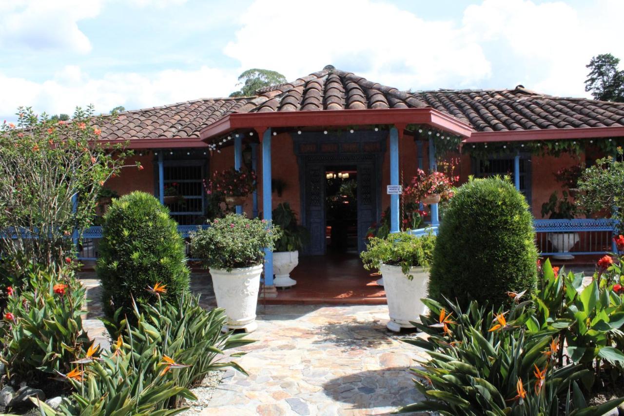 Ecohotel La Masia Llanogrande  Buitenkant foto