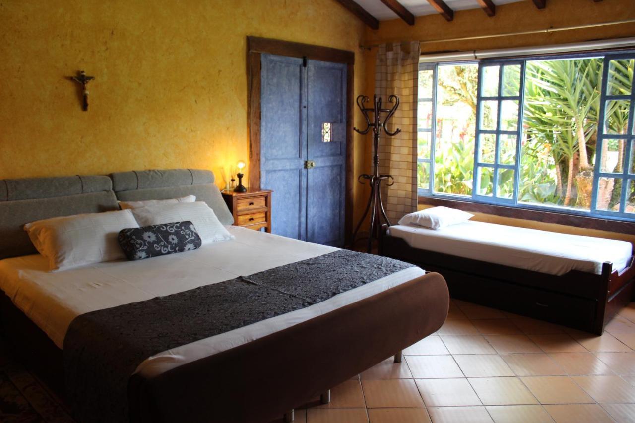 Ecohotel La Masia Llanogrande  Buitenkant foto