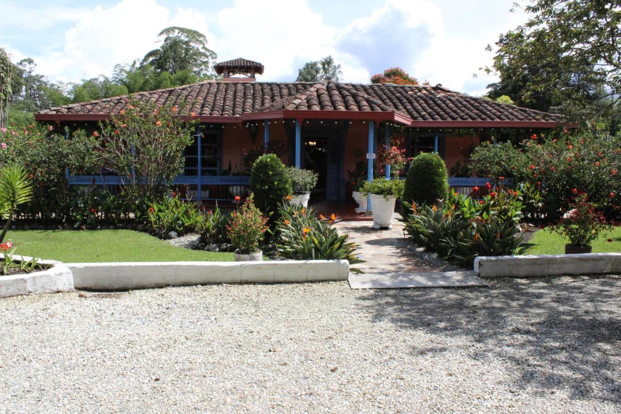 Ecohotel La Masia Llanogrande  Buitenkant foto